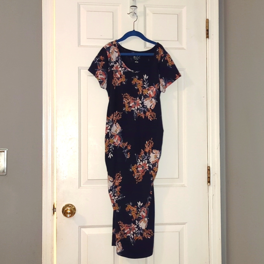 Maternity navy fitted dress with floral accents  Brand: Isabel Maternity Size: S